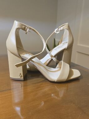 Sam Edelman Beige Cross-Strap Block Heel Sandals